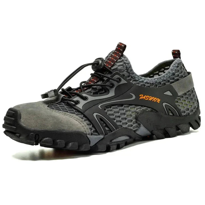 Waterproof Insulated Hiking Boots – Traction Sole