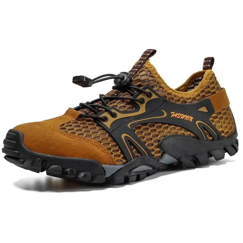 Waterproof Insulated Hiking Boots – Traction Sole