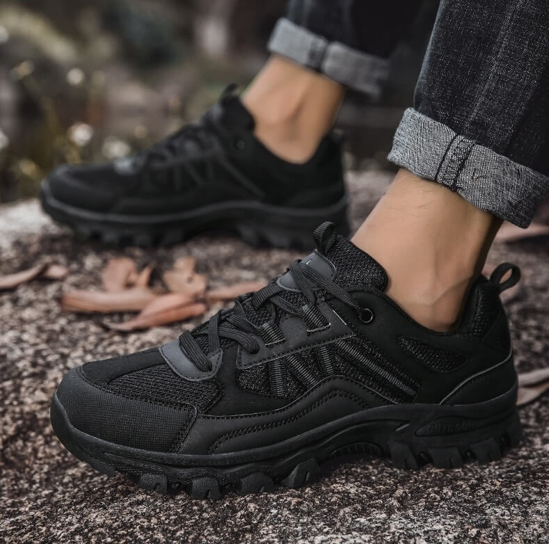 Lightweight Breathable Hiking Shoes for Outdoor Use