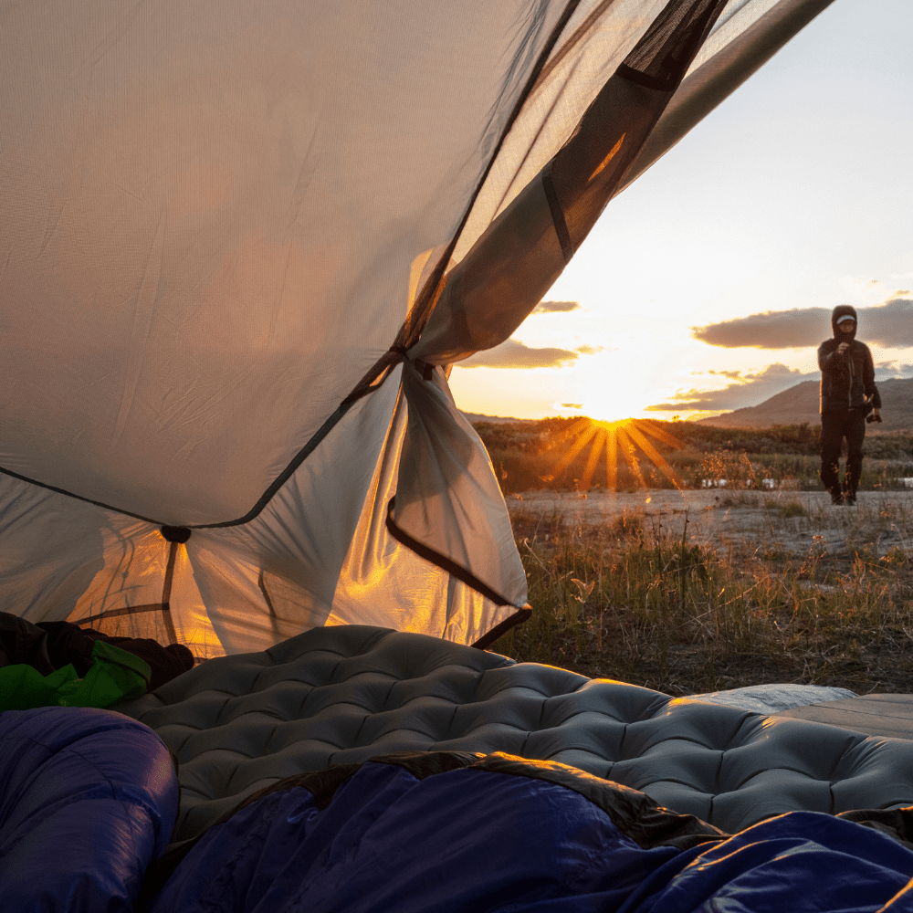 Lightweight Inflatable Sleeping Mat with Built-In Pump