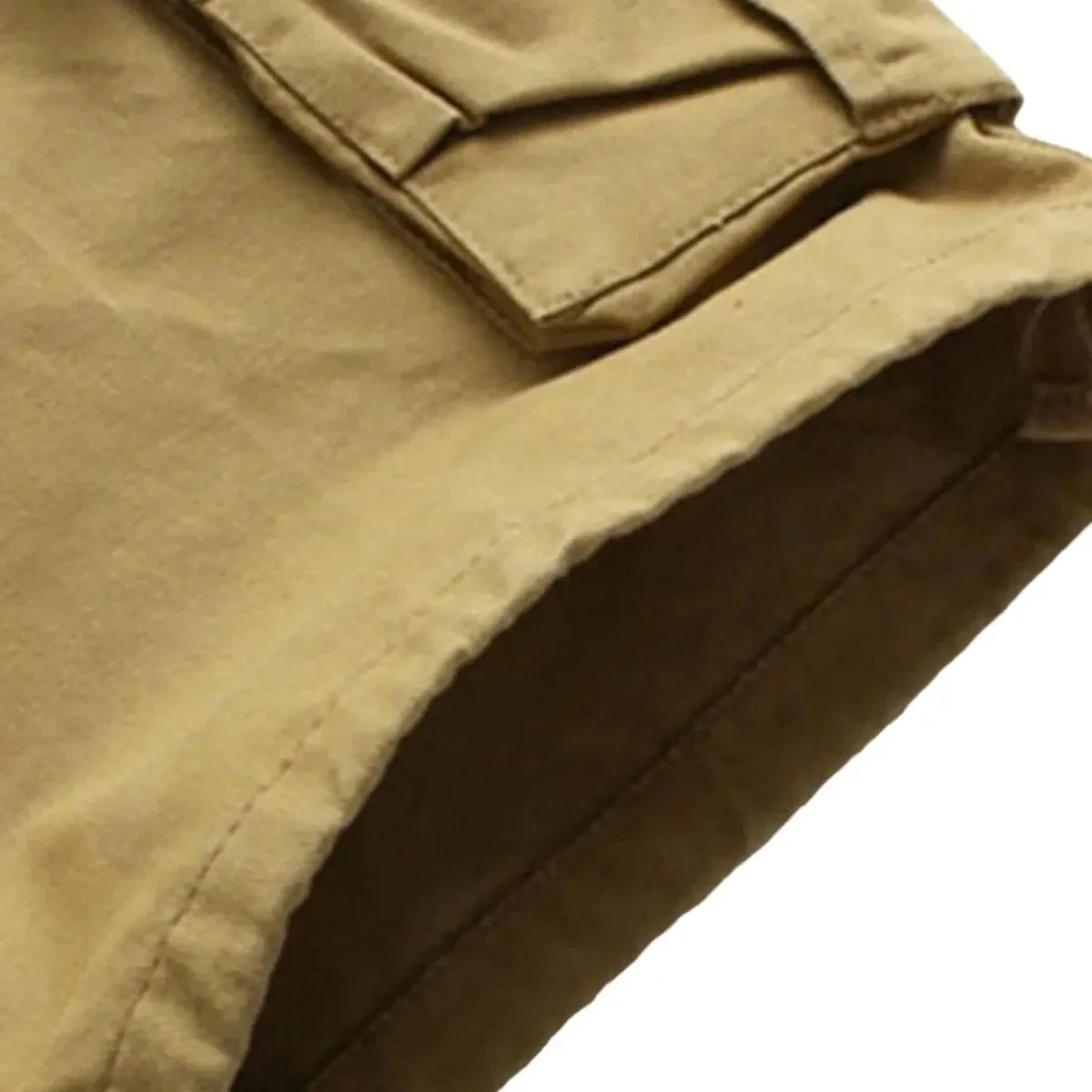 Breathable Hiking Shorts with Functional Pockets