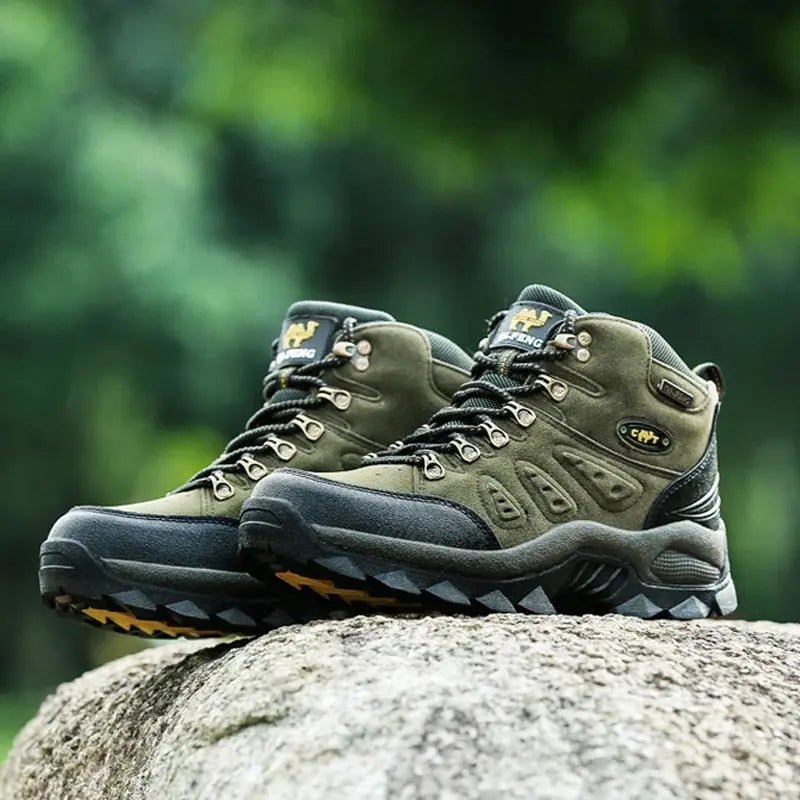 Durable Hiking Shoes – Water-Resistant All-Terrain Footwear