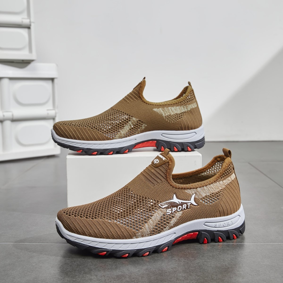 Men's Slip-On Walking Shoes – Breathable Lightweight