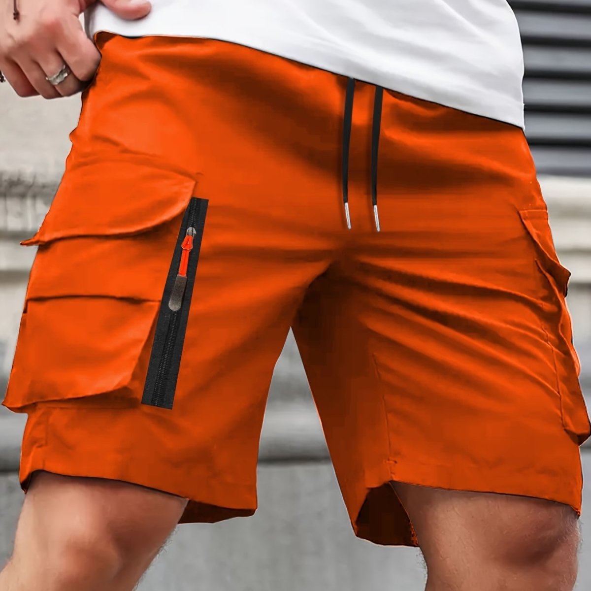 Lightweight Zip-Pocket Cargo Shorts for Men