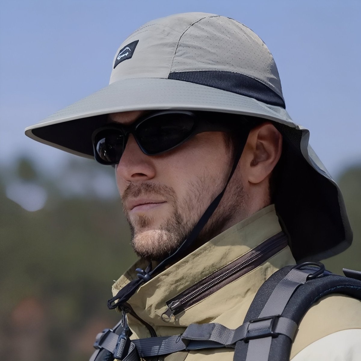 Lightweight Hiking Hat with Neck Shield