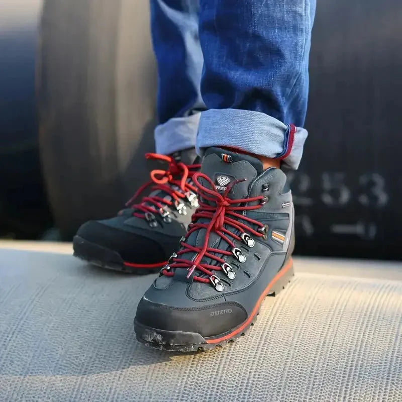 Supportive High-Top Hiking Boots - Durable and Water-Resistant