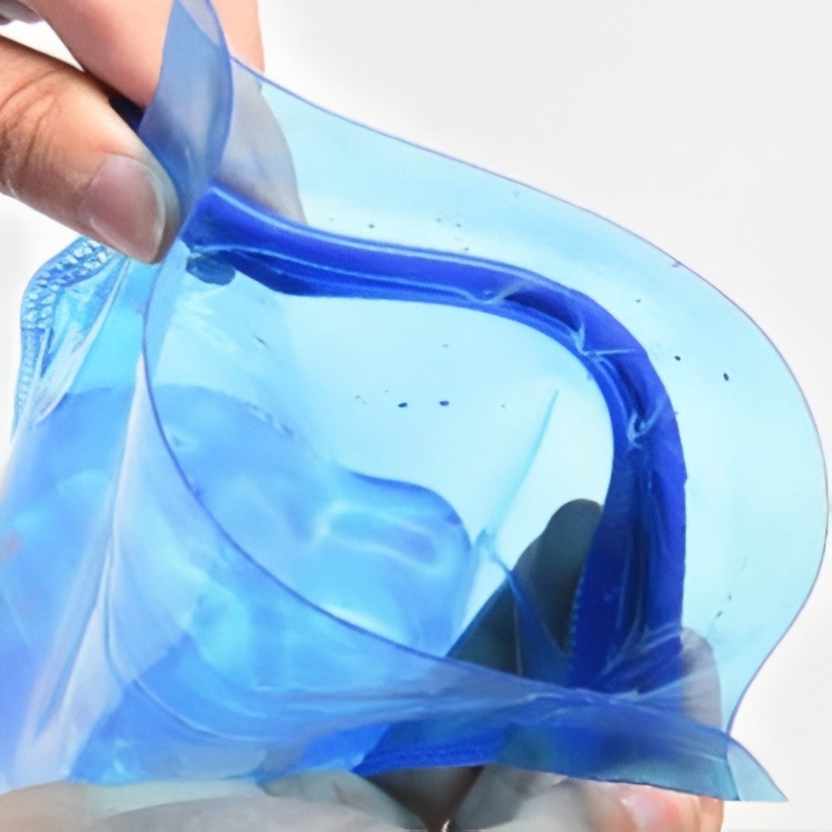 Durable Hydration Bladder with Flexible Drinking Tube