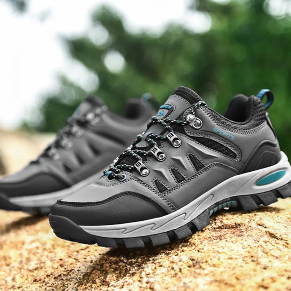 Lightweight Low-Cut Hiking Shoes for Men – Durable Outdoor Footwear
