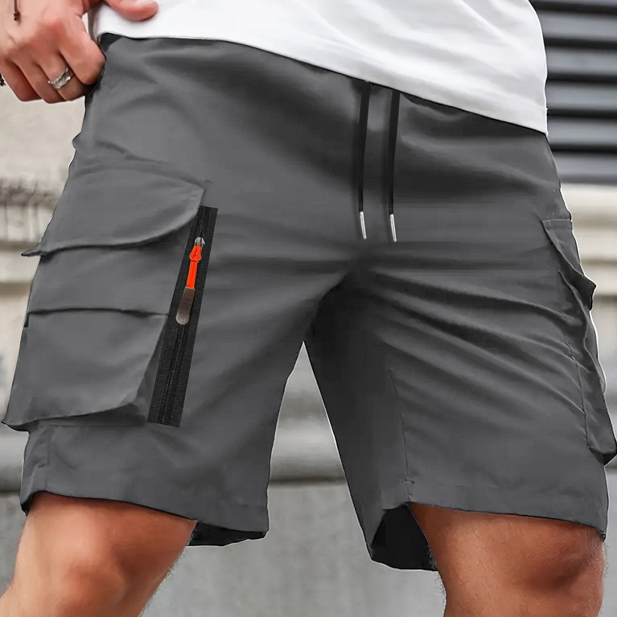 Lightweight Zip-Pocket Cargo Shorts for Men