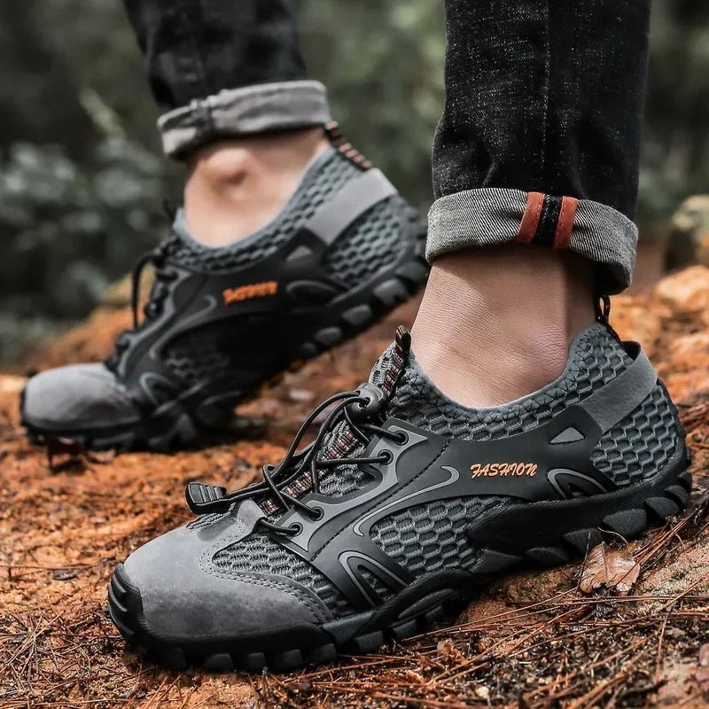 Waterproof Insulated Hiking Boots – Traction Sole