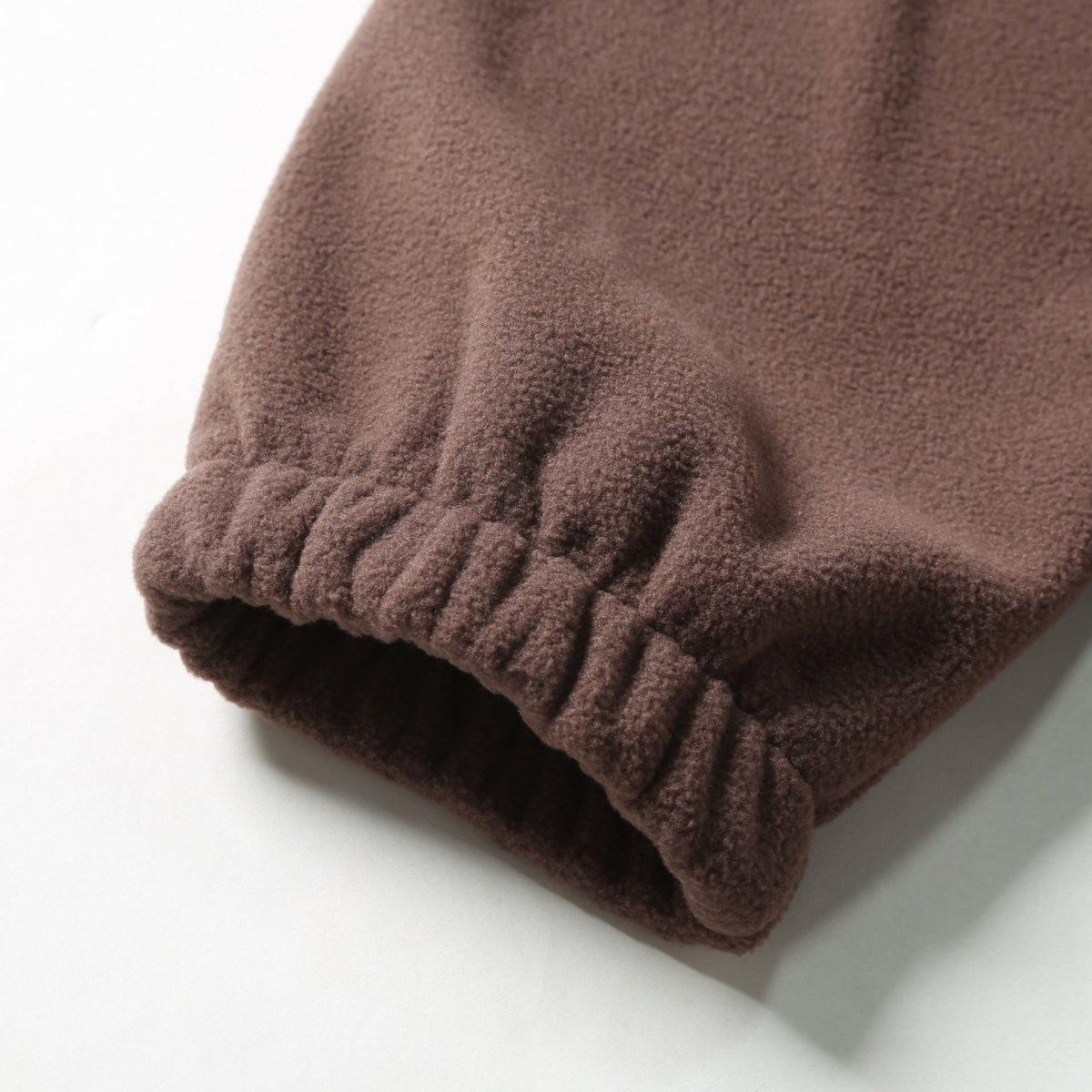 Lightweight Fleece Pullover for Outdoor Use