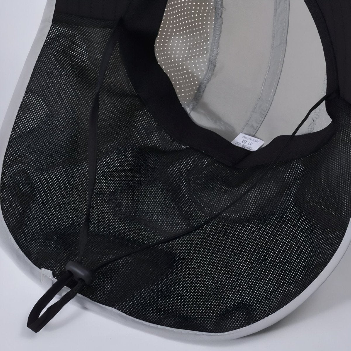 Lightweight Hiking Hat with Neck Shield